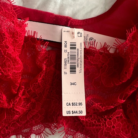 NWT- VS Dream Angles Demi push up 34C - Picture 2 of 5